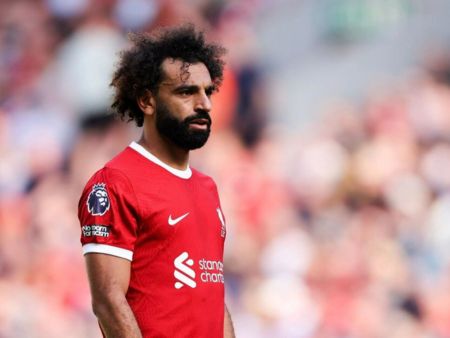 Liverpool Nhận Tiền Kỷ Lục 215 triệu bảng: Đại Gia Chưa Từ Bỏ Salah